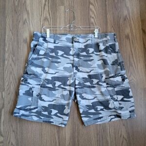 Lee Men's Gray Cargo Shorts Urban Size 40